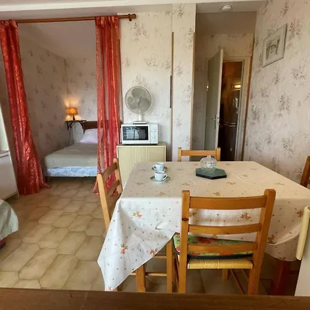 4 Couchages St Cyprien Sc730-c319 *